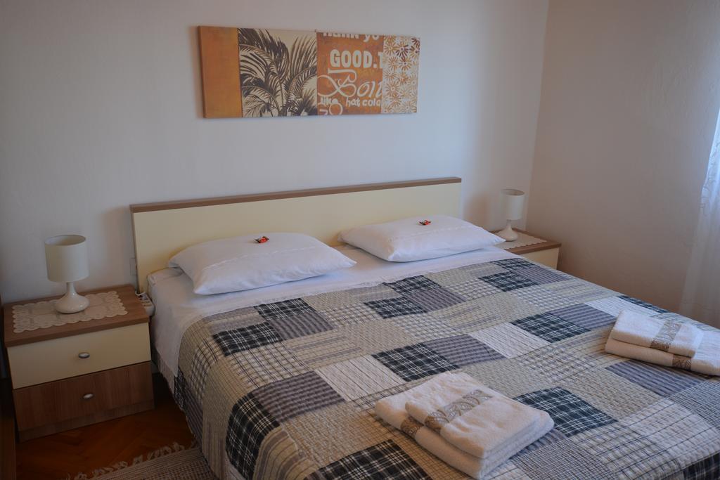 Apartment Slavica Kornić Dış mekan fotoğraf